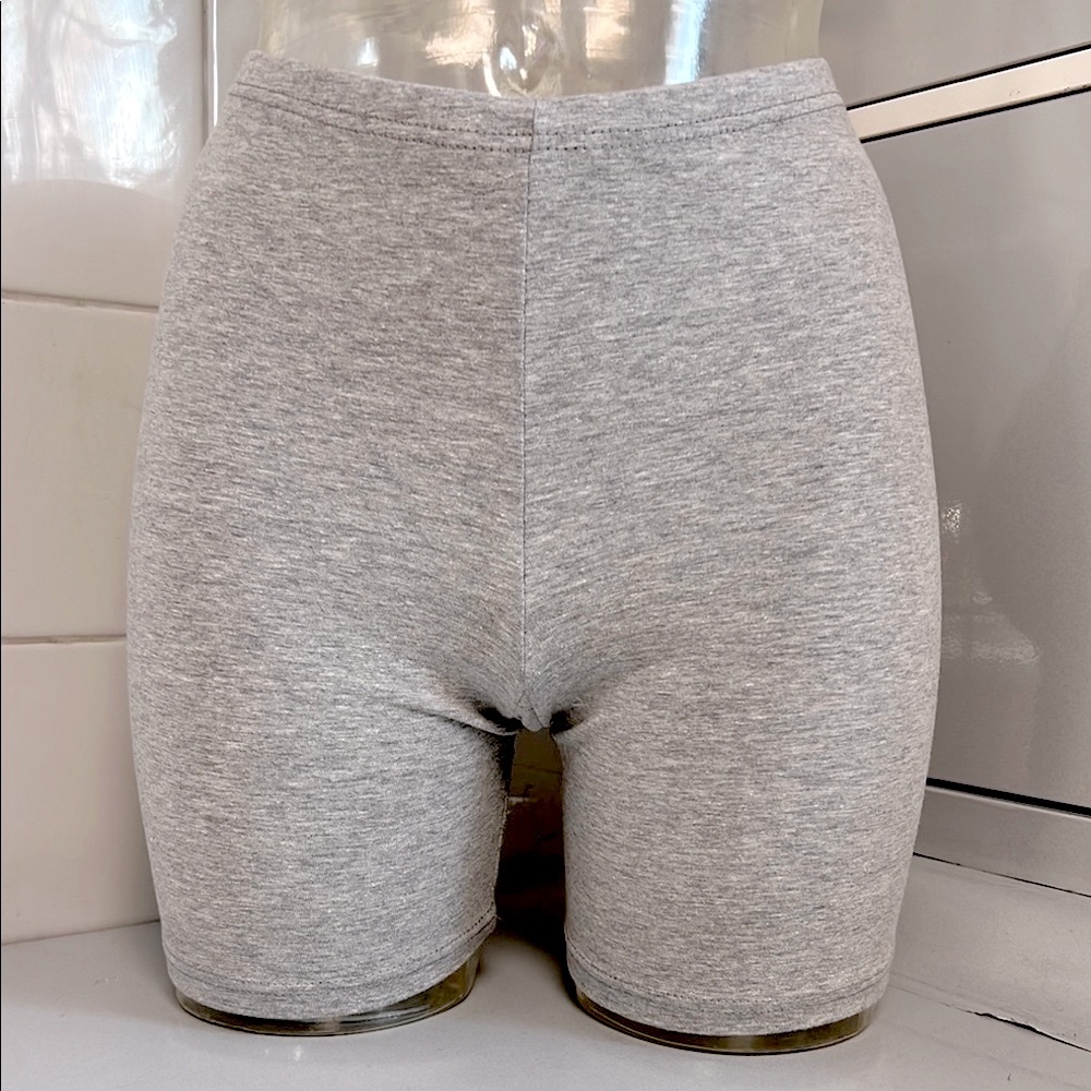 Body Wrappers Heather Gray Bike Shorts S NWOT